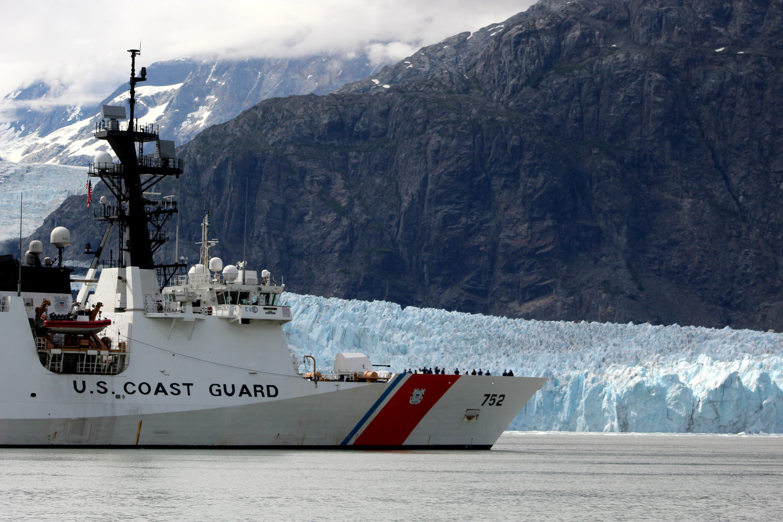 Coast Guard Cutter Stratton transits Glacier Bay, Alaska, August 1, 2024 (U.S. Coast Guard)